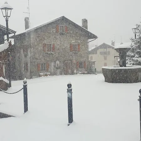 Casa All'antica Fontana * Sùtrio