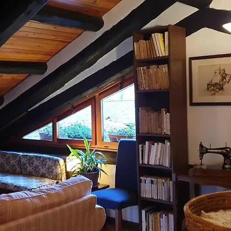 Apartamento Casa All’antica Fontana Sùtrio